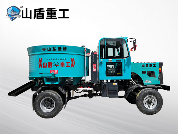 3700型四驅(qū)攪拌運(yùn)輸車